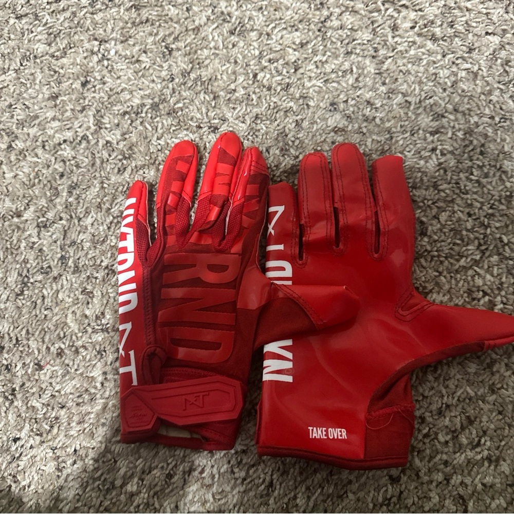 Red Performance Gloves